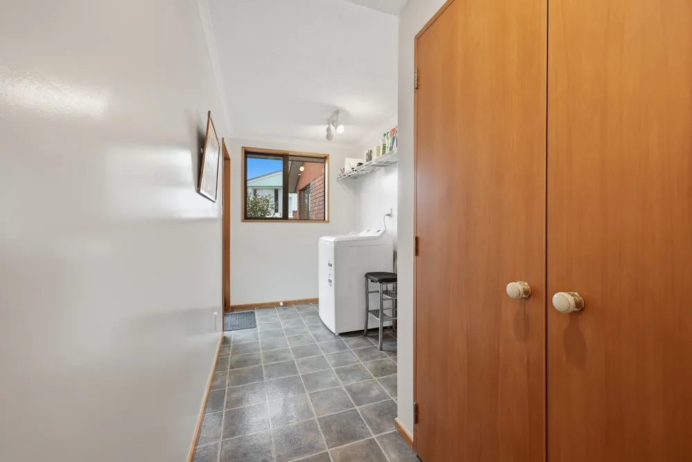 Photos of 21 Ferntree Drive