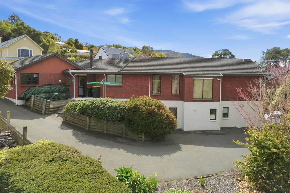 Photos of 21 Ferntree Drive