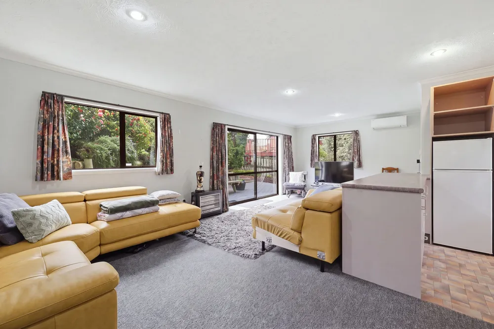 Photos of 21 Ferntree Drive
