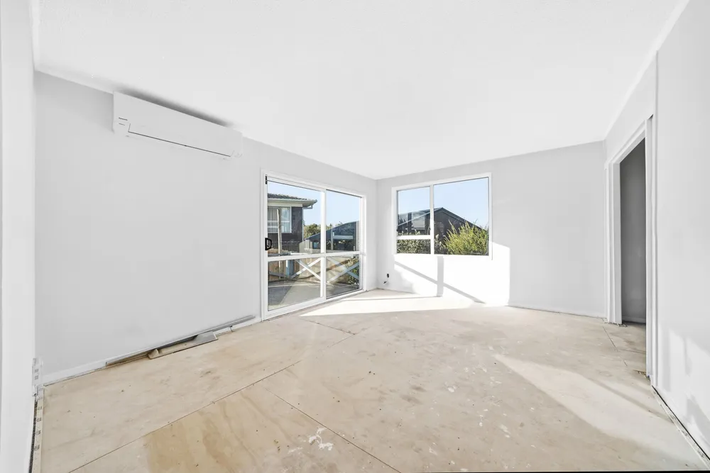 Photos of 49 Hyperion Drive