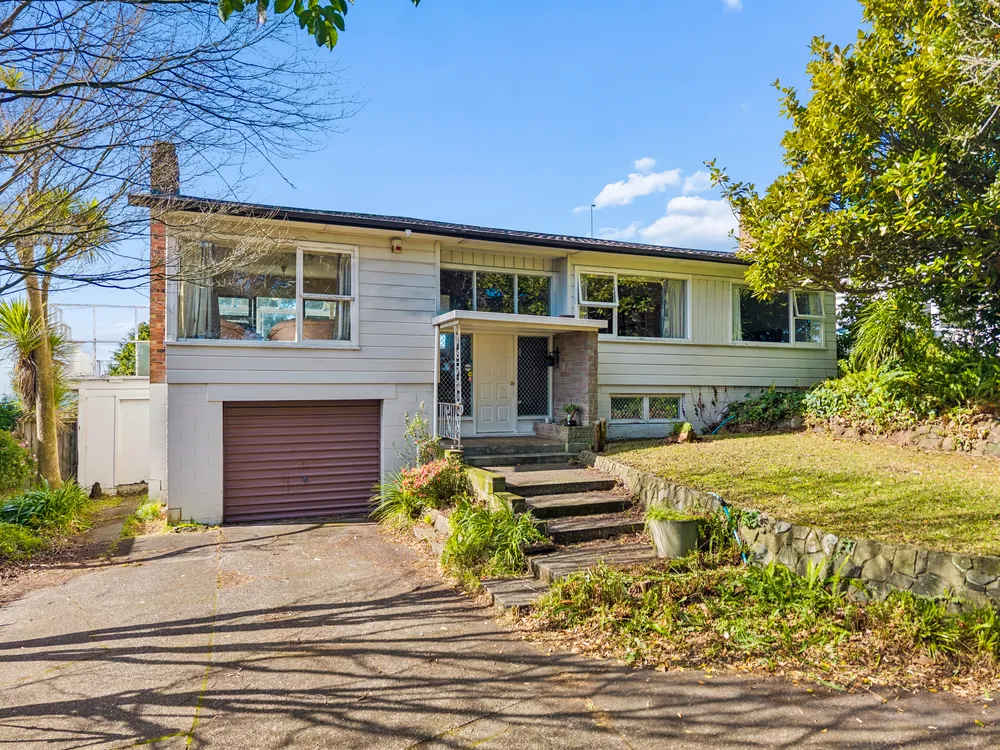 Photos of 327 East Coast Road