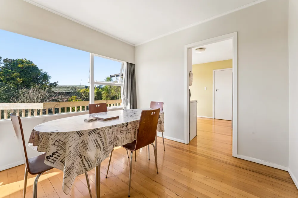 Photos of 327 East Coast Road