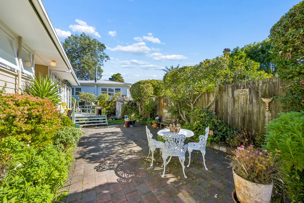Photos of 109B Market Road