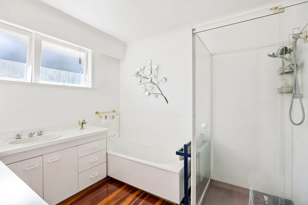 Photos of 109B Market Road