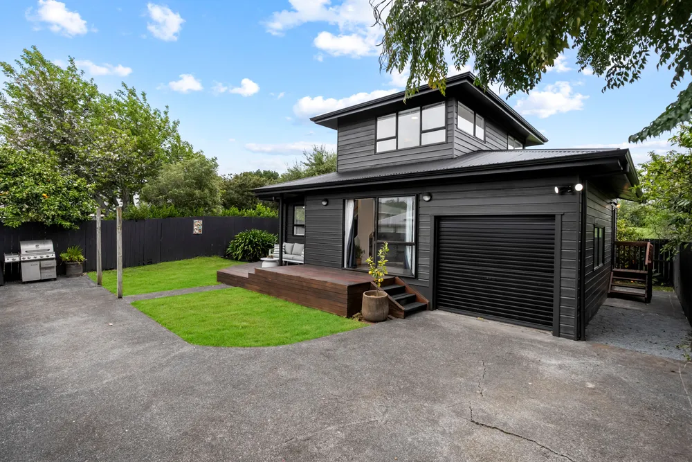 Photo of 2/6 Newcastle Terrace, Mount Albert