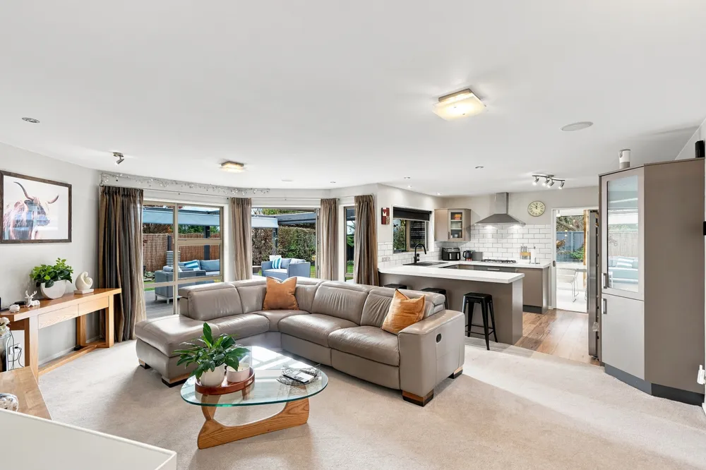 Photos of 2 Ryton Way