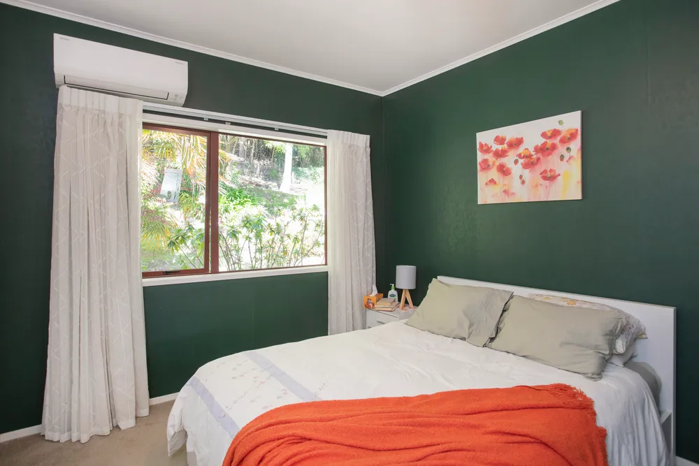 Photos of 37a Massey Road