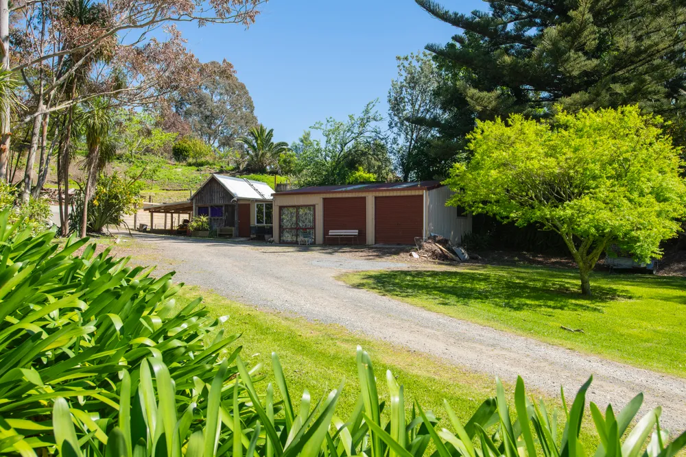 Photos of 37a Massey Road