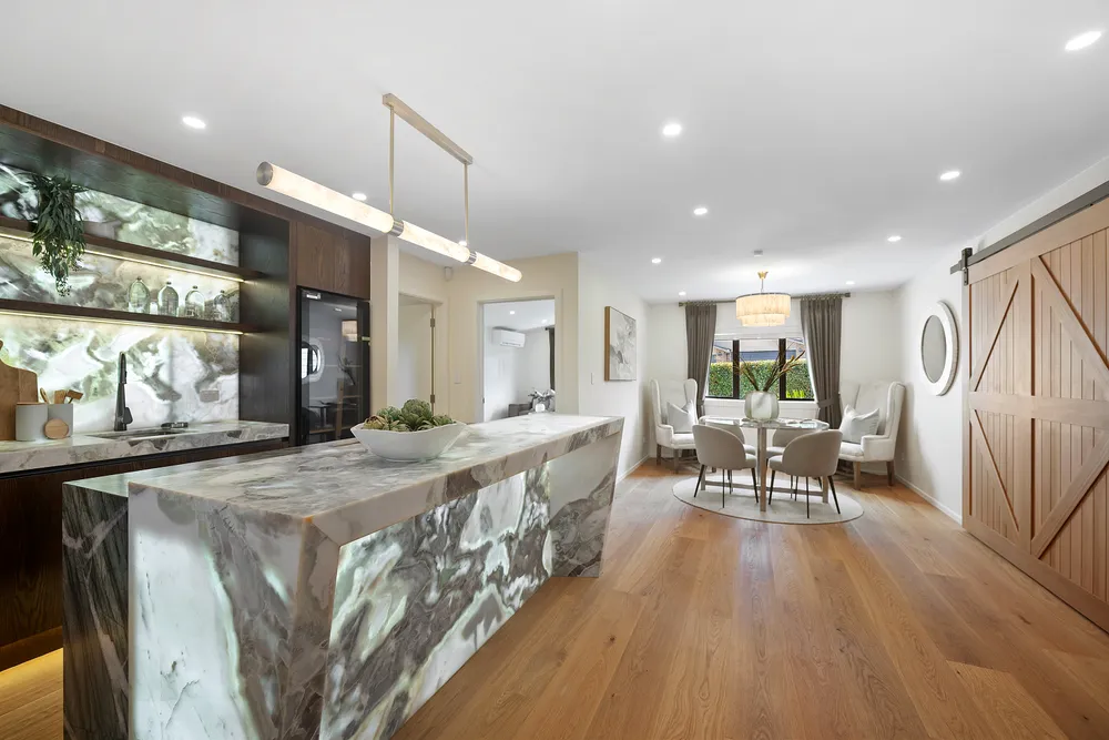 Photos of 33 Ballymore Drive