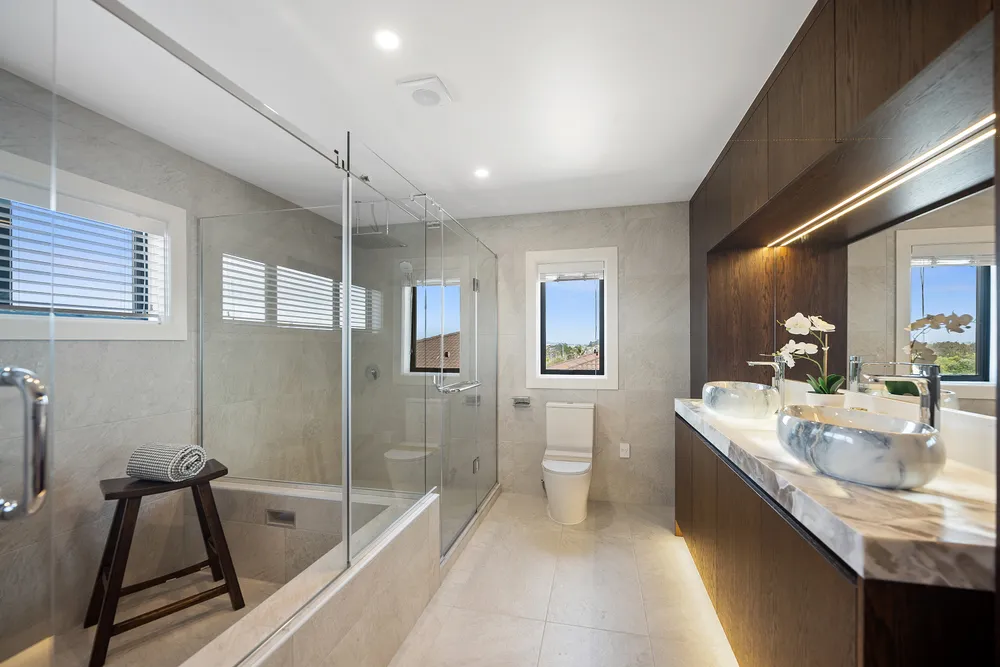 Photos of 33 Ballymore Drive