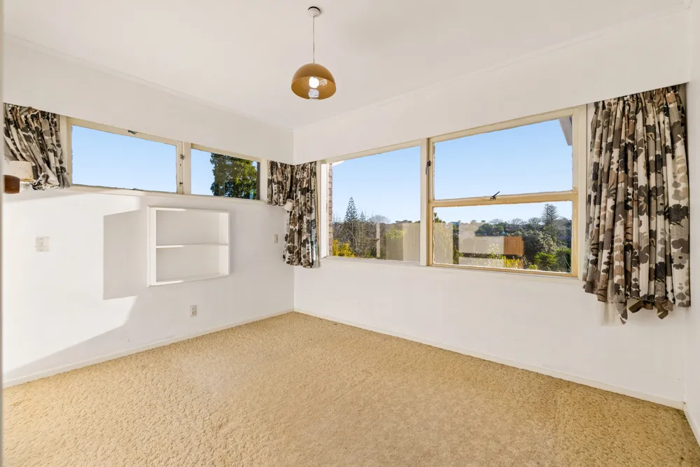 Photos of 70 Evelyn Road