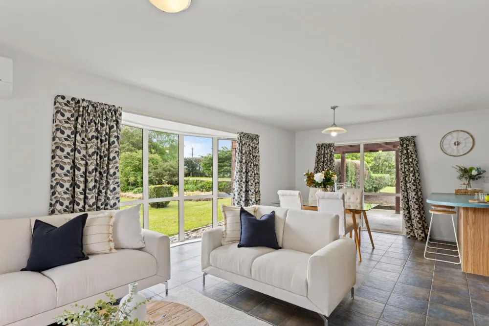 Photos of 169 Telegraph Road