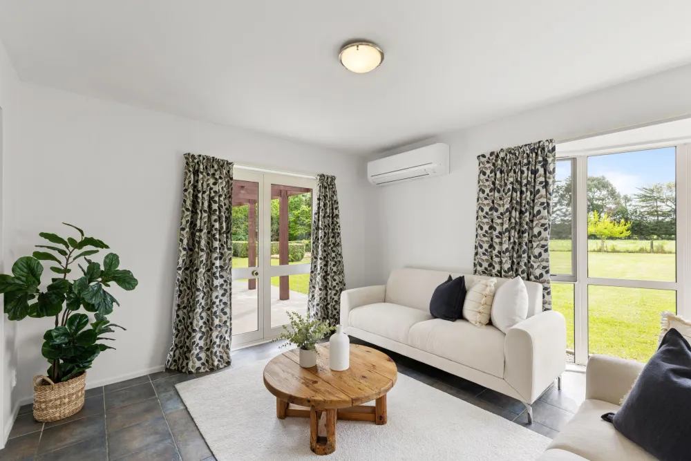 Photos of 169 Telegraph Road