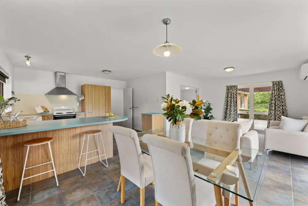 Photos of 169 Telegraph Road