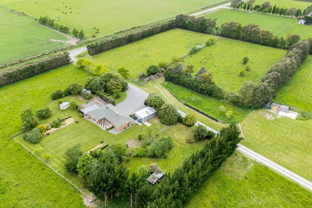 Photos of 169 Telegraph Road