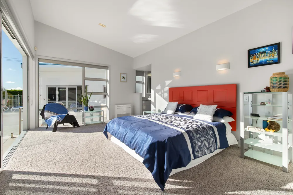 Photos of 168 Logan Road