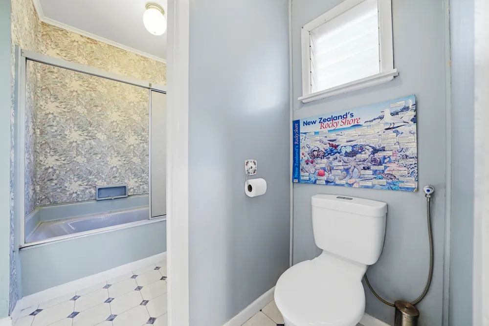 Photos of 257 Glenfield Road