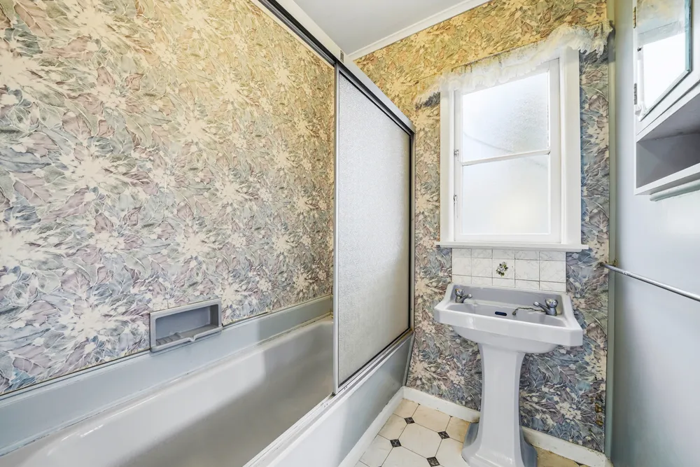 Photos of 257 Glenfield Road