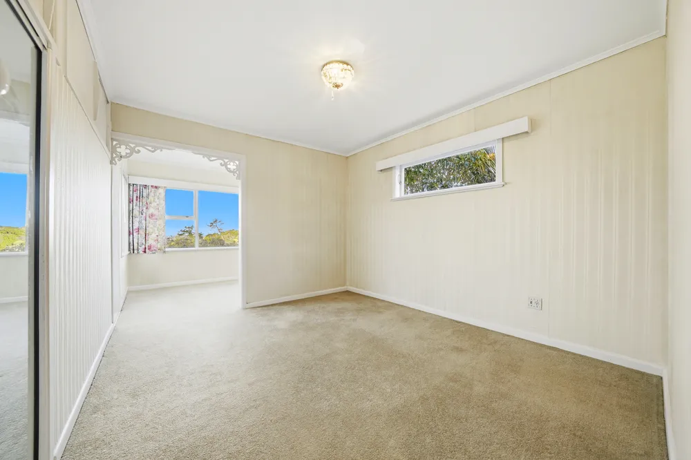 Photos of 257 Glenfield Road