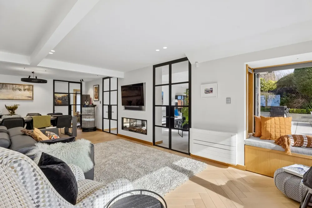 Photos of 15 Granville Terrace