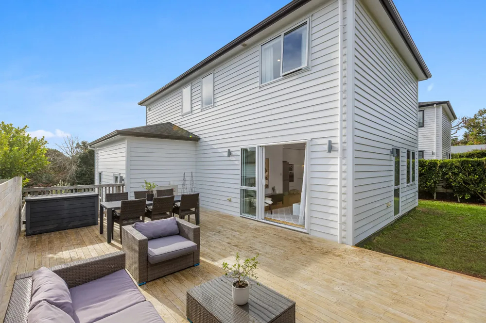 Photos of 31B Weatherly Road