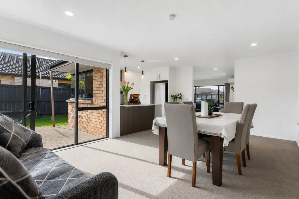 Photos of 34 Sandwick Drive