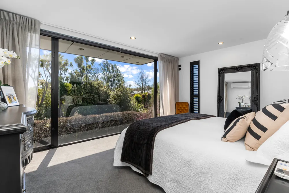 Photos of 26 Bannister Place