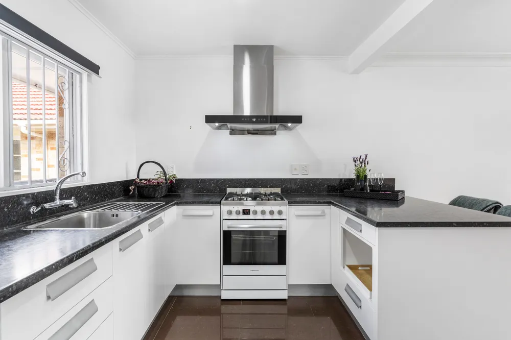Photos of 1/51 King George Avenue