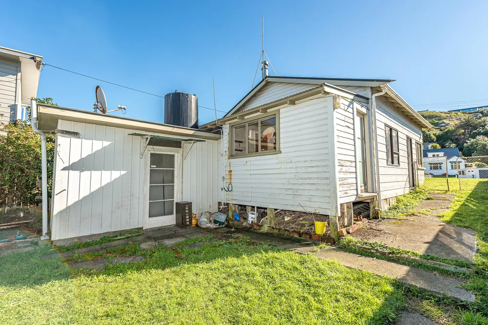Photos of 10 Mowhanau Drive