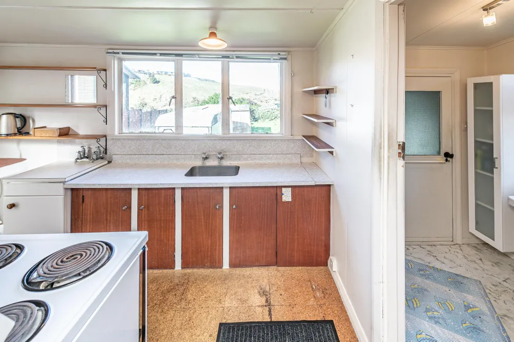 Photos of 10 Mowhanau Drive