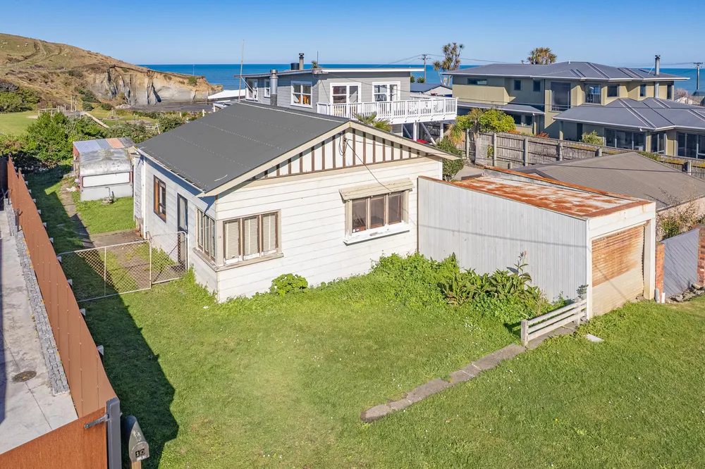 Photos of 10 Mowhanau Drive