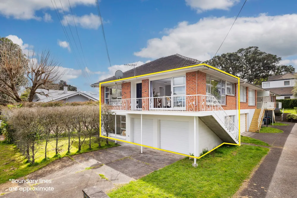 Photos of 2A Douglas Avenue