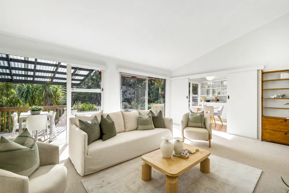 Photos of 15 Kauri Road
