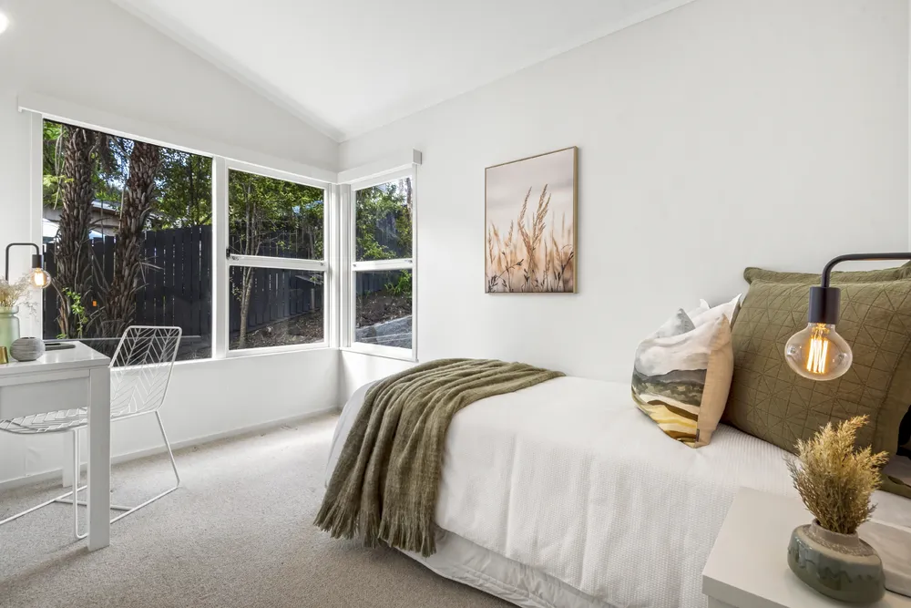 Photos of 15 Kauri Road