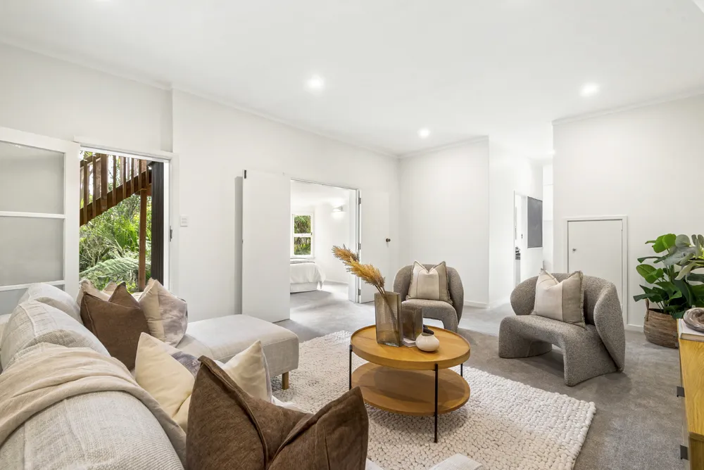 Photos of 15 Kauri Road