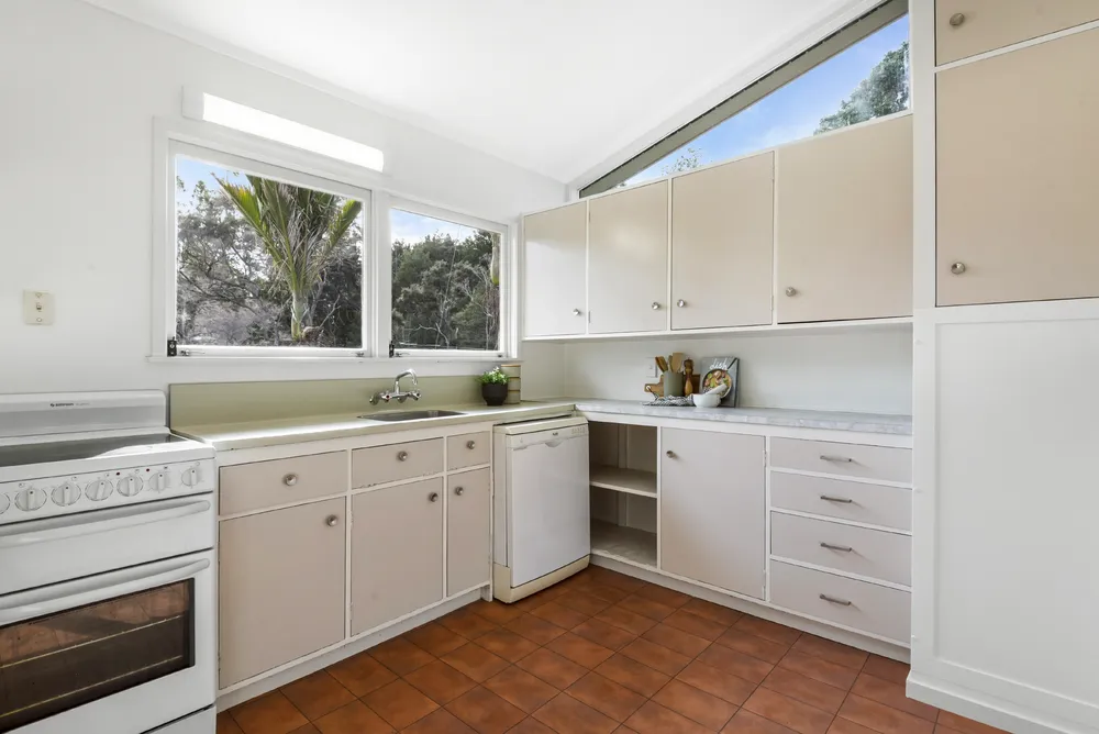 Photos of 15 Kauri Road
