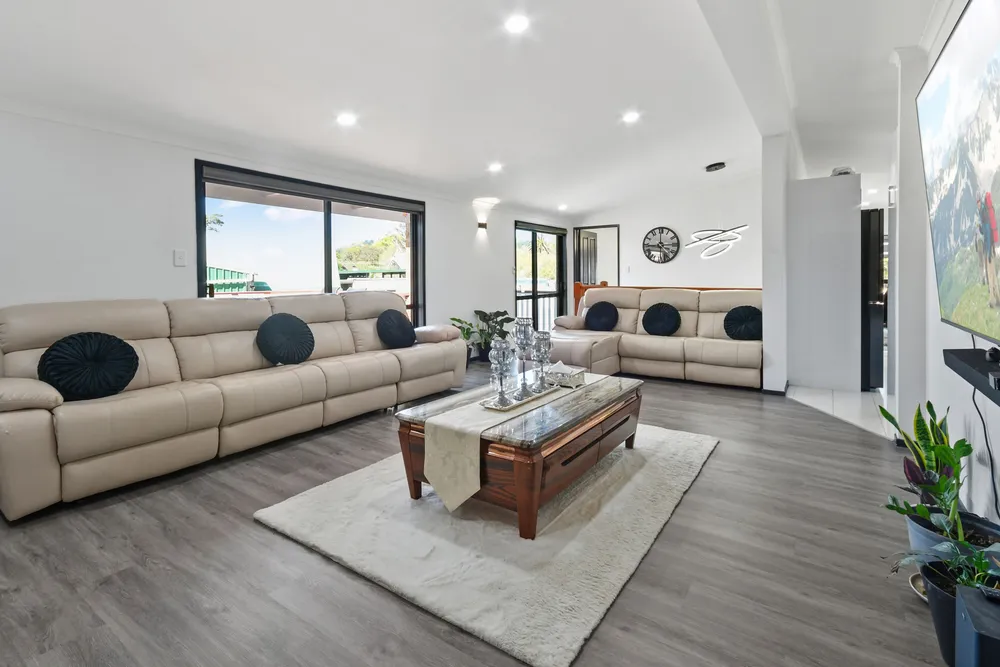 Photos of 22 Dale Road