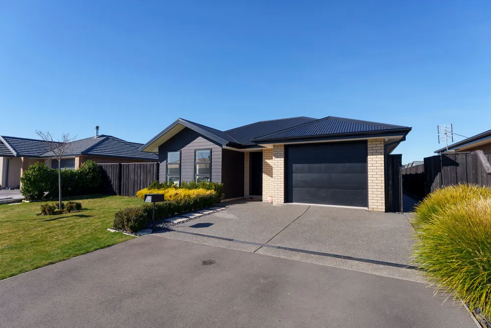 Photos of 10 Helicon Street