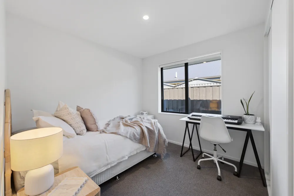 Photos of 10 Helicon Street