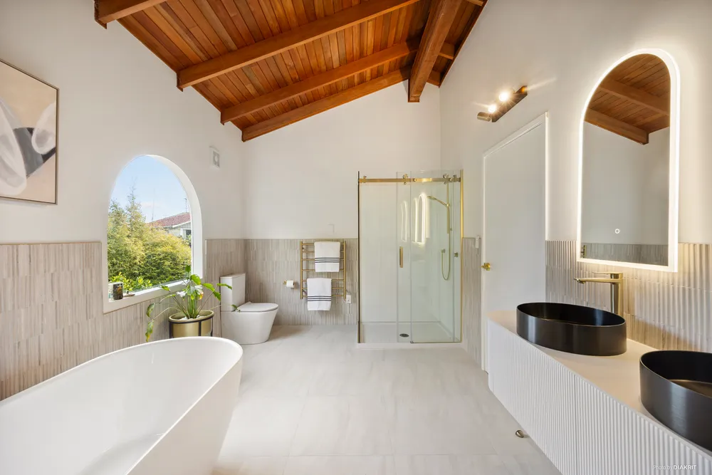 Photos of 34B Watene Road