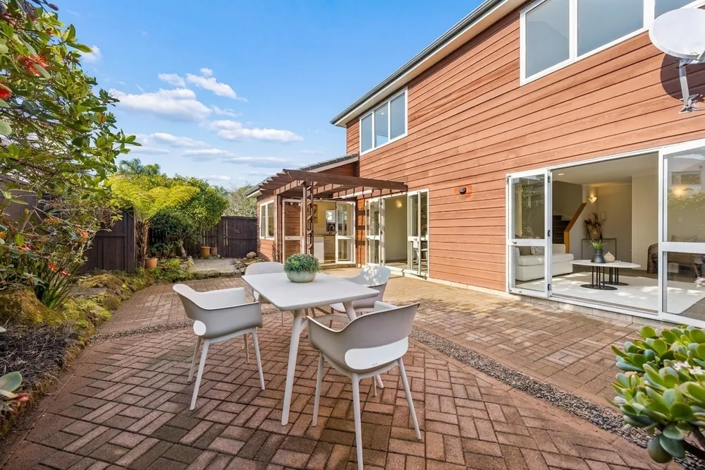 Photos of 8A Derby Downs Place