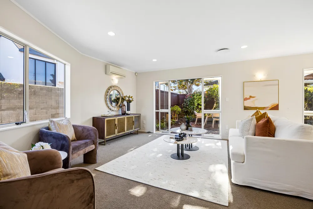 Photos of 8A Derby Downs Place