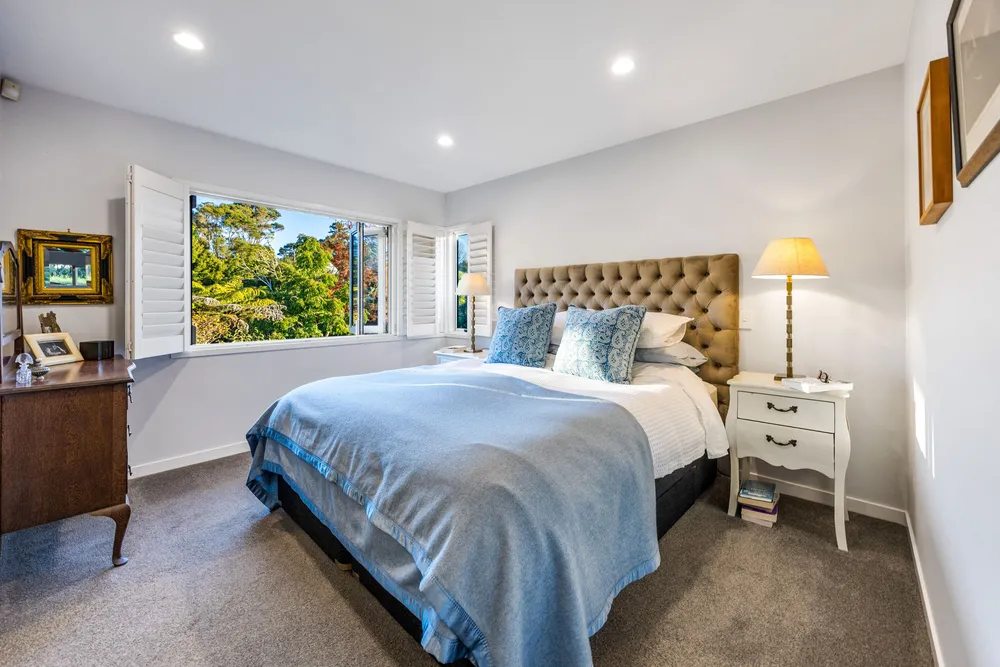 Photos of 33 Chamari Close