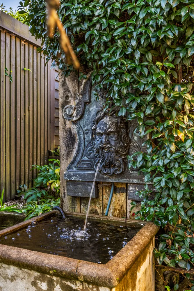Photos of 33 Chamari Close