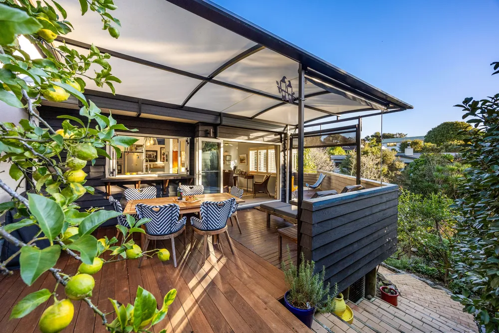 Photos of 33 Chamari Close