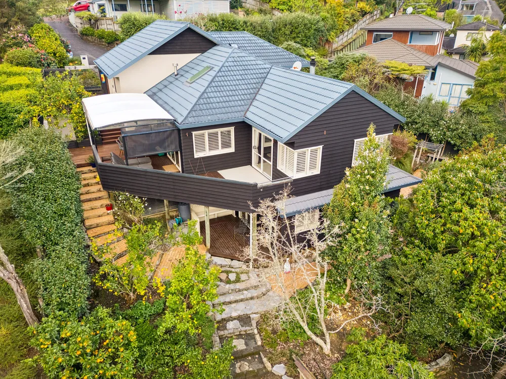Photos of 33 Chamari Close