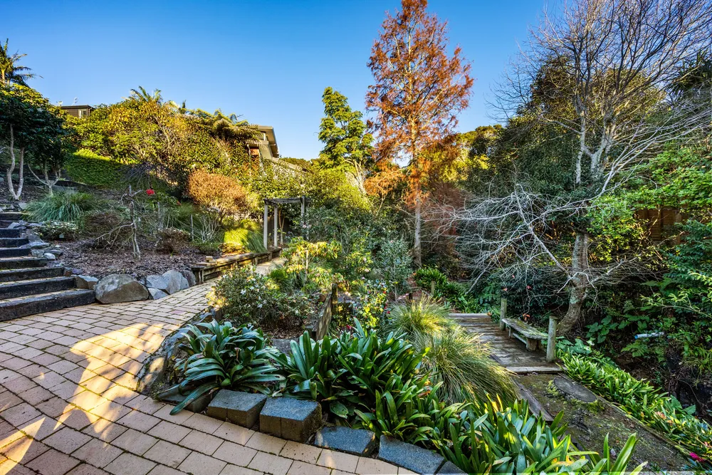 Photos of 33 Chamari Close