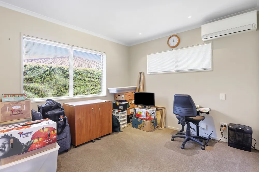 Photos of 89 Eighth Avenue
