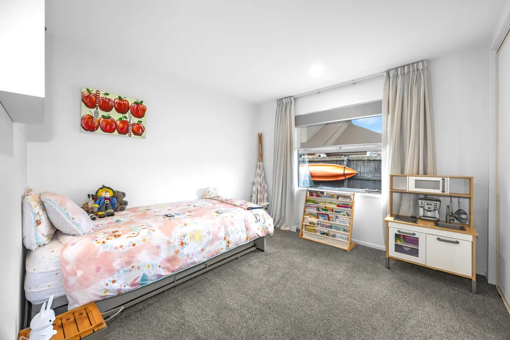 Photos of 99 Bibiana Street