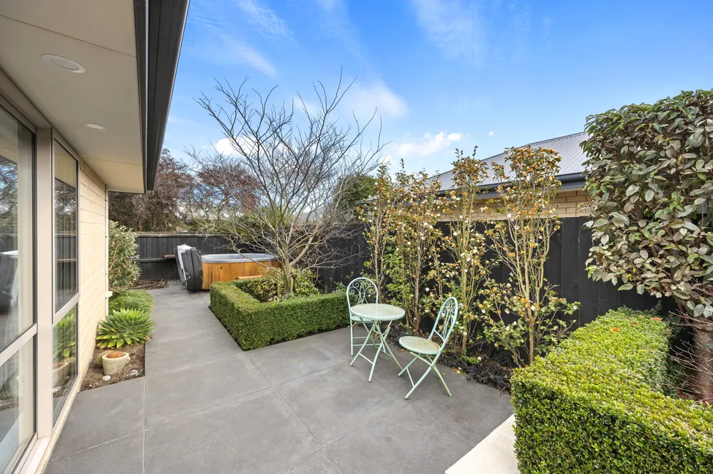 Photos of 99 Bibiana Street